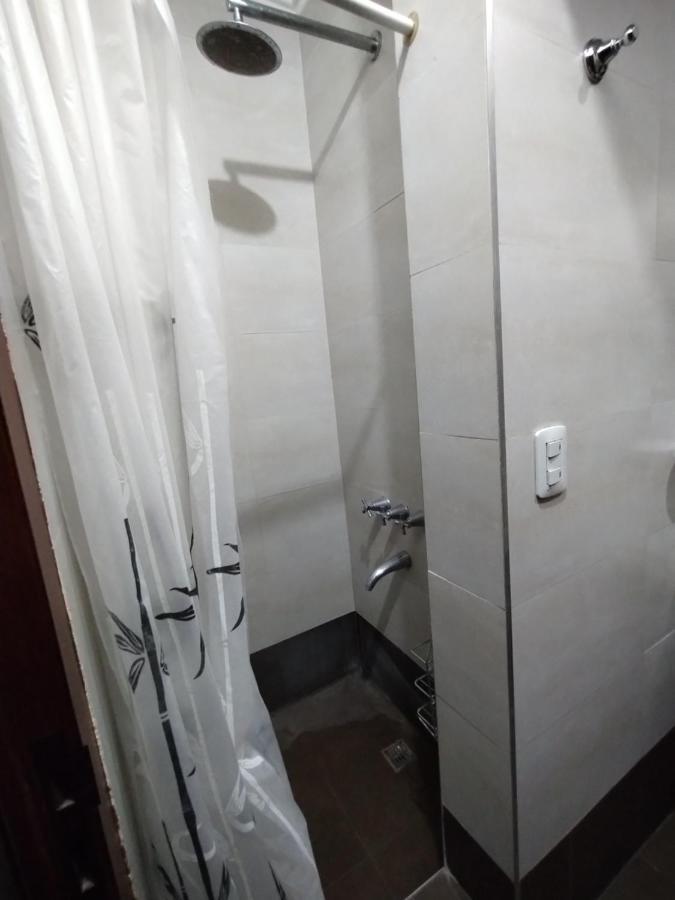 Hostel Terminal Мендоса Екстер'єр фото